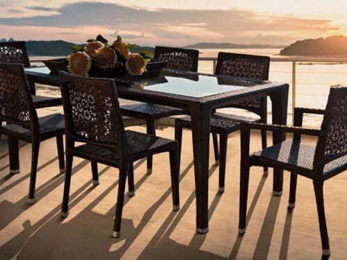 How to choose the best dining furniture for outdoor use
